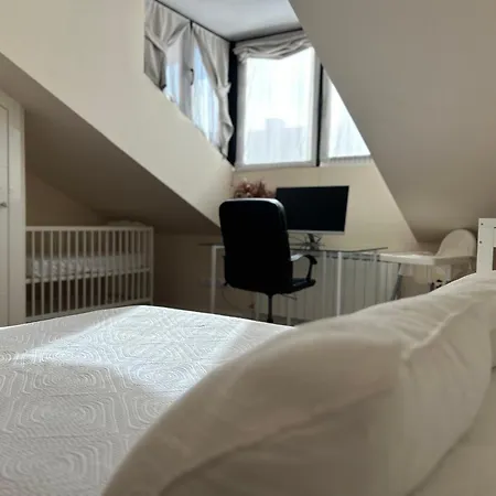 Atico En El Centro De *