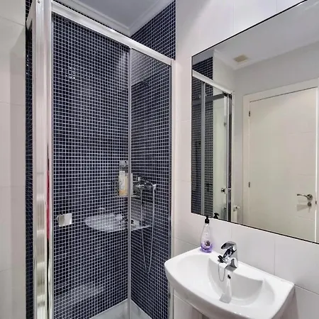 Atico En El Centro De *