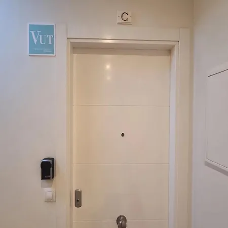 Atico En El Centro De 라네스
